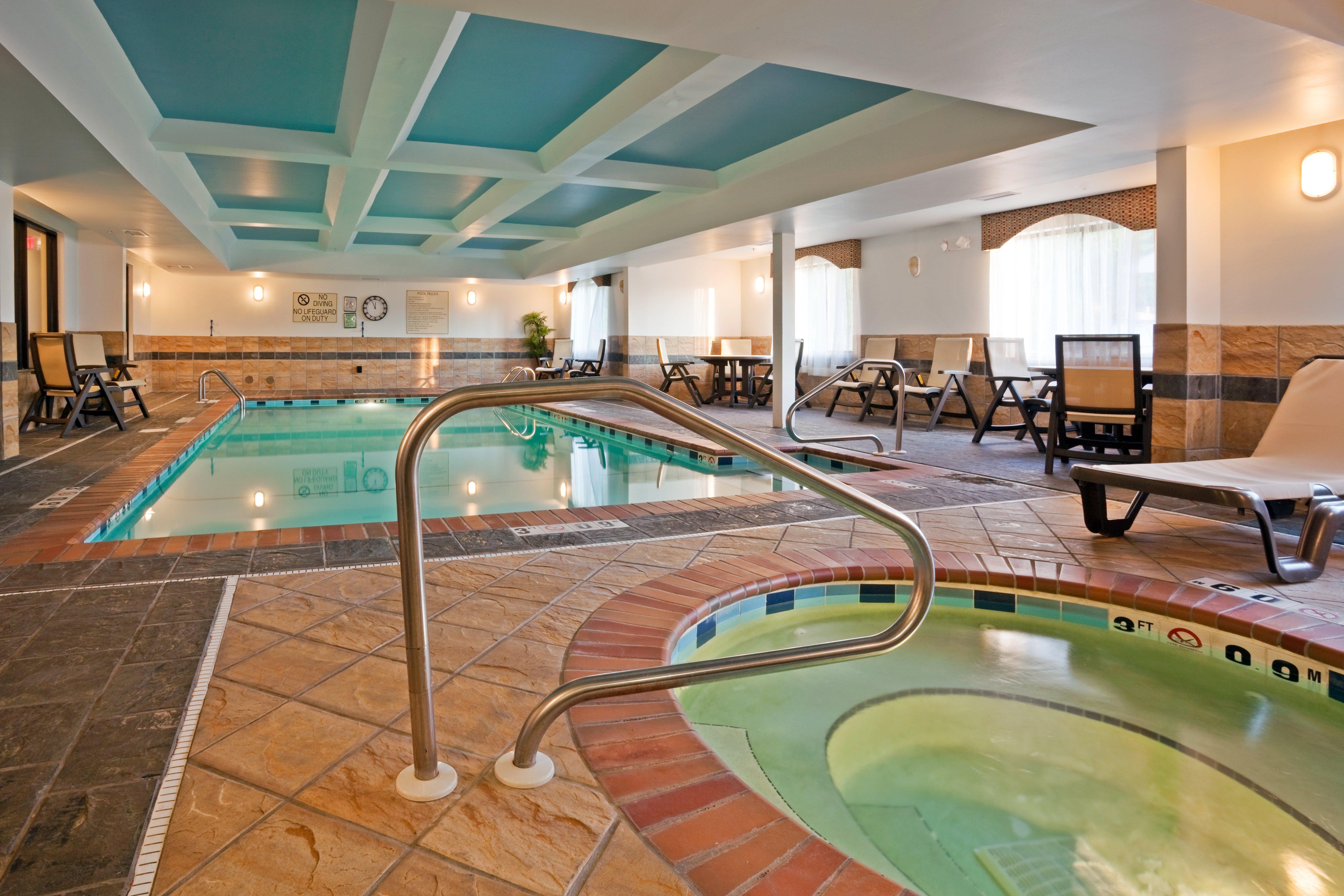 Holiday Inn Express Hotel & Suites Birmingham - Inverness 280 By Ihg Εξωτερικό φωτογραφία