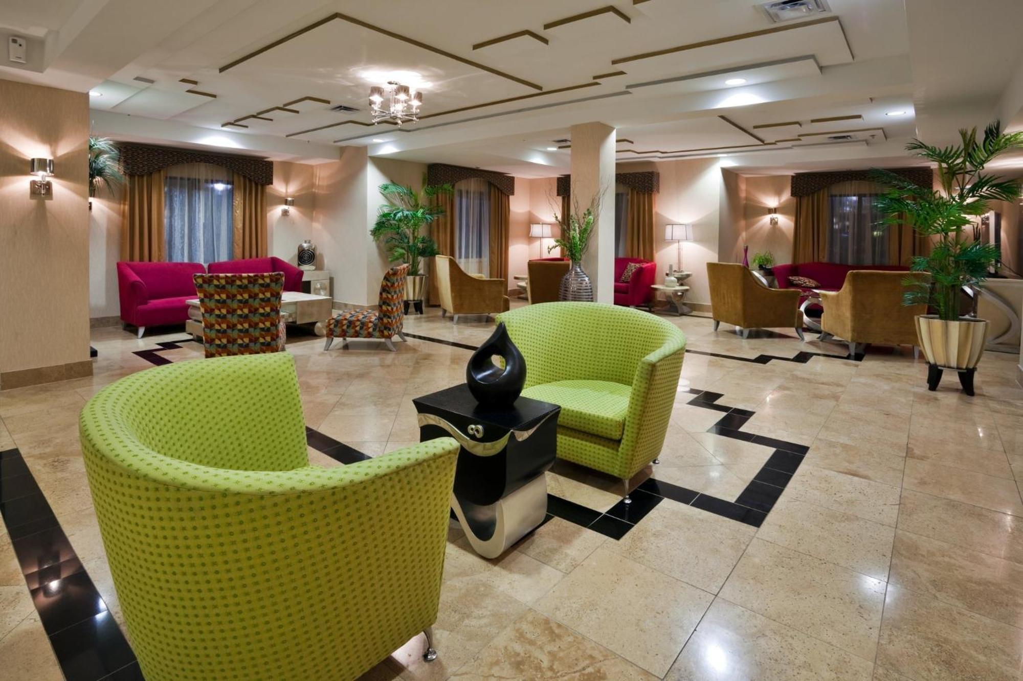 Holiday Inn Express Hotel & Suites Birmingham - Inverness 280 By Ihg Εξωτερικό φωτογραφία